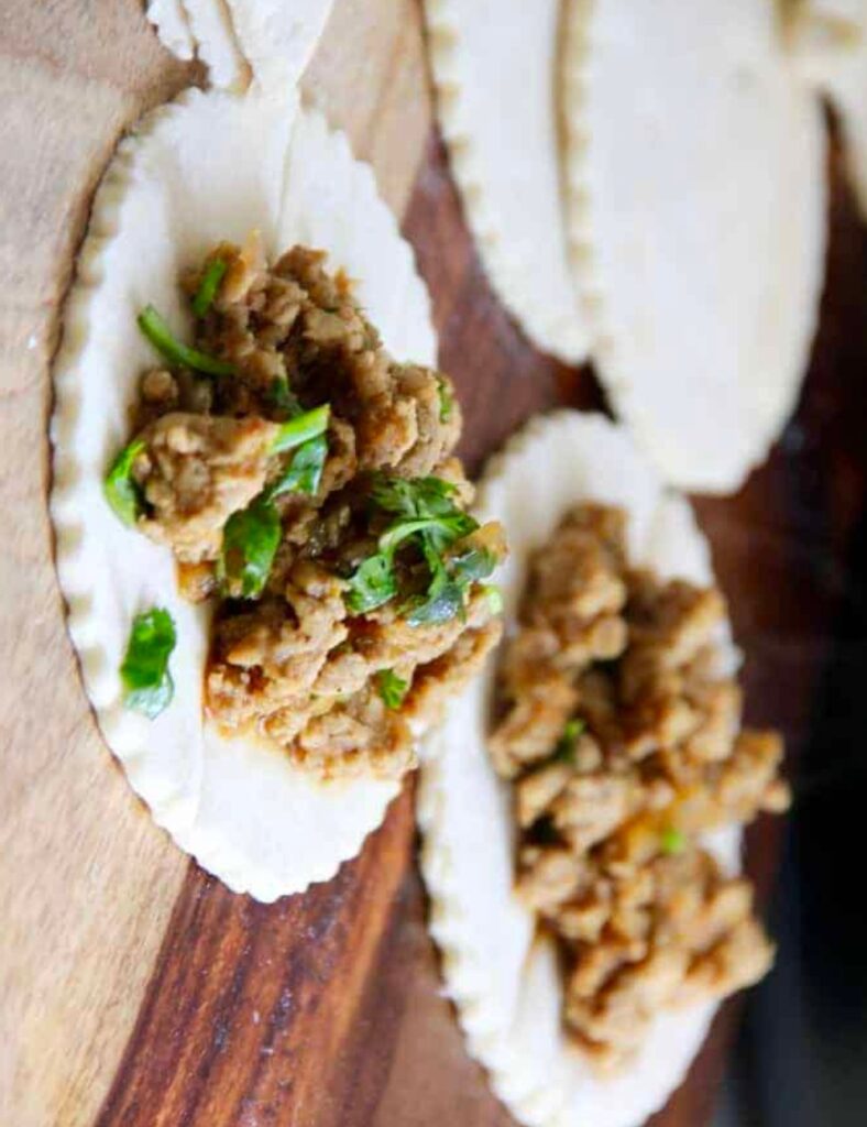 Chicken Curry Puffs 