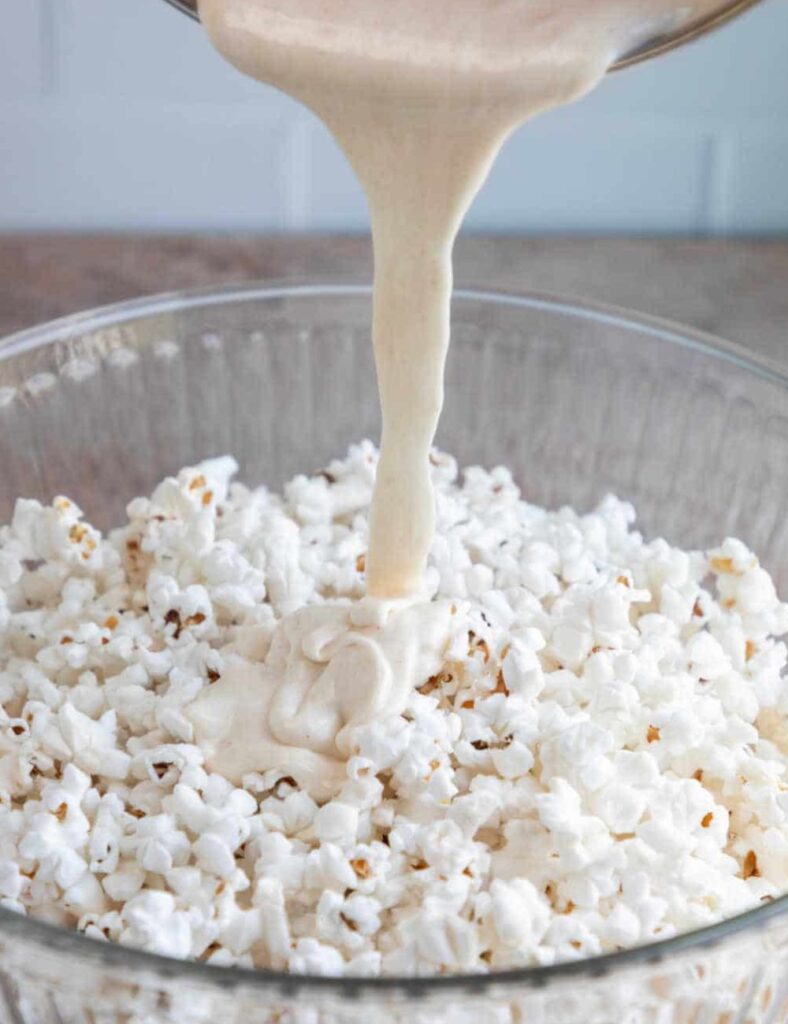Popcorn Balls with a creamy sauce