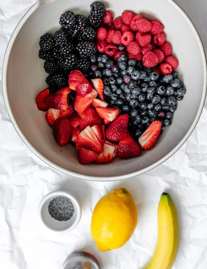 ingrediants of this dish
strawberries, sliced
blueberries
green grapes, halved
pineapple chunks
cup yogurt
1/4 cup honey
1 tablespoon poppy seeds