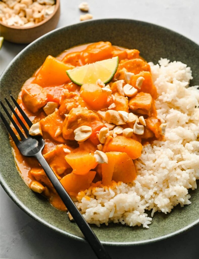 With tender chicken, hearty potatoes, and the nutty crunch of roasted peanuts, this dish is not just a meal—it's an experience that transports you straight to the heart of Thailand.