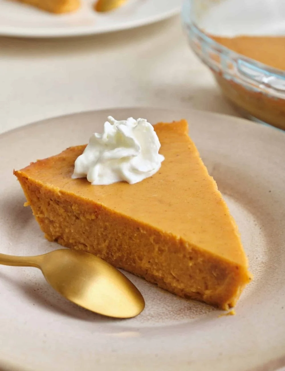 Delicious crustless pumpkin pie dessert for a healthier option